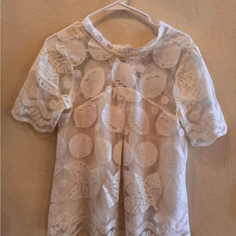 HD in Paris Women’s White Lily Lace Lemon Blouse in Size 6